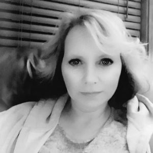 Meet your Posher, Michele